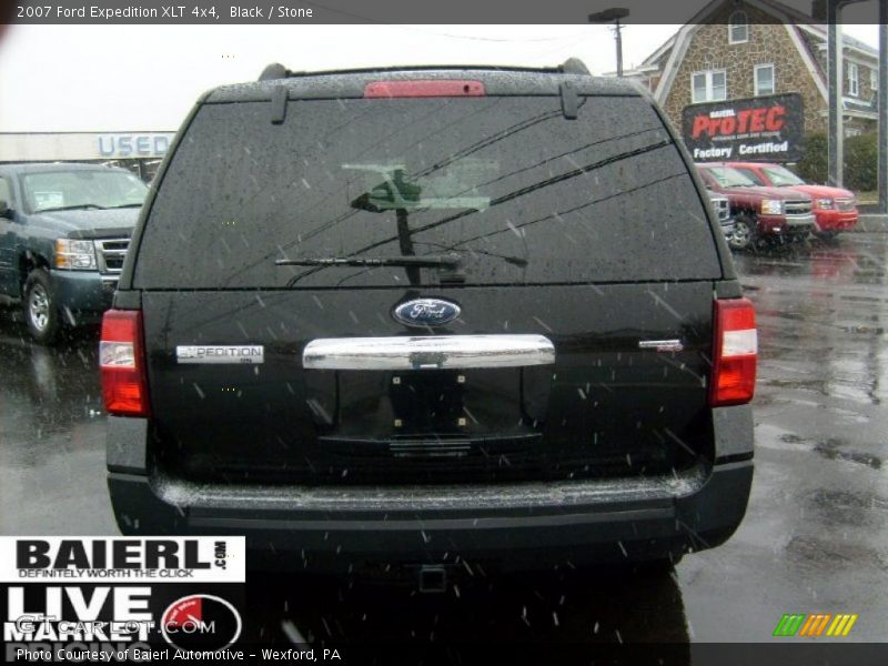 Black / Stone 2007 Ford Expedition XLT 4x4