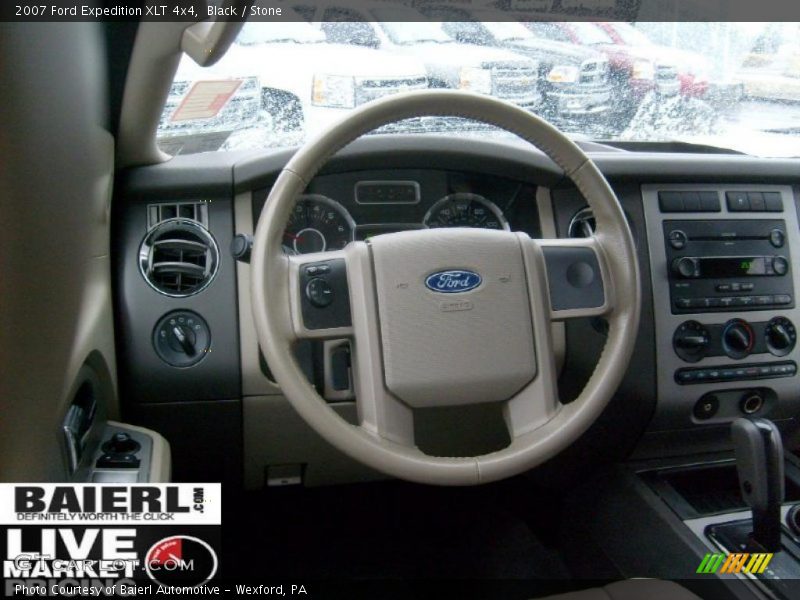 Black / Stone 2007 Ford Expedition XLT 4x4