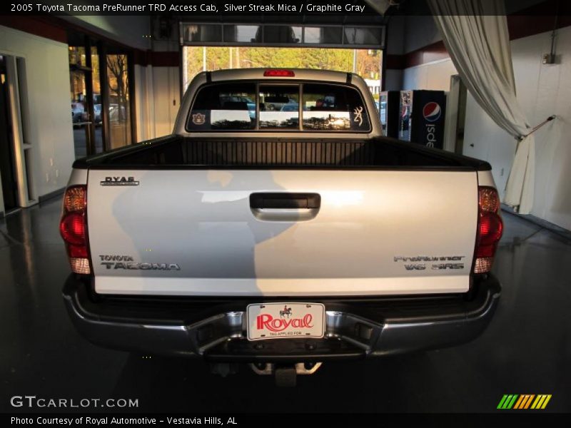 Silver Streak Mica / Graphite Gray 2005 Toyota Tacoma PreRunner TRD Access Cab