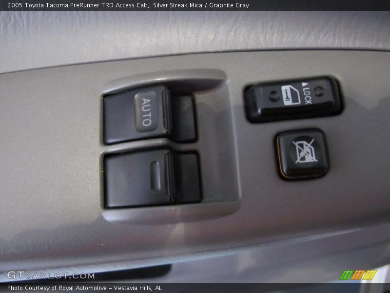 Silver Streak Mica / Graphite Gray 2005 Toyota Tacoma PreRunner TRD Access Cab