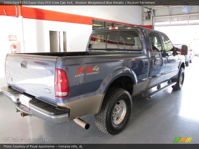 Medium Wedgewood Blue Metallic / Medium Parchment 2004 Ford F250 Super Duty FX4 Crew Cab 4x4