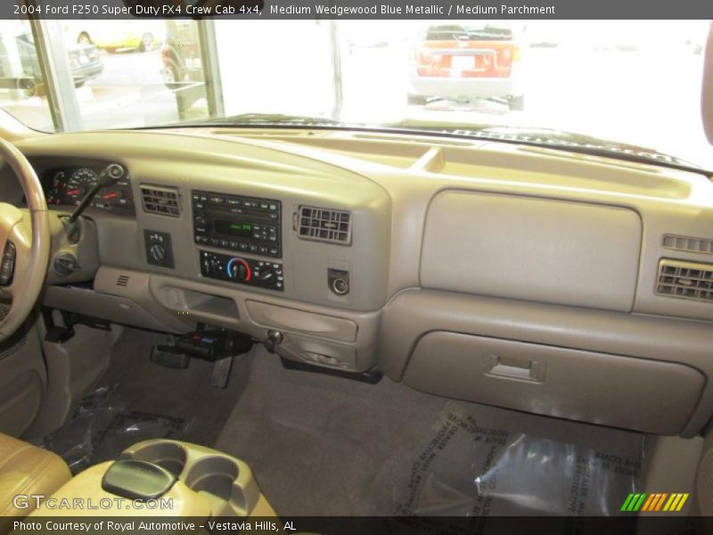 Medium Wedgewood Blue Metallic / Medium Parchment 2004 Ford F250 Super Duty FX4 Crew Cab 4x4