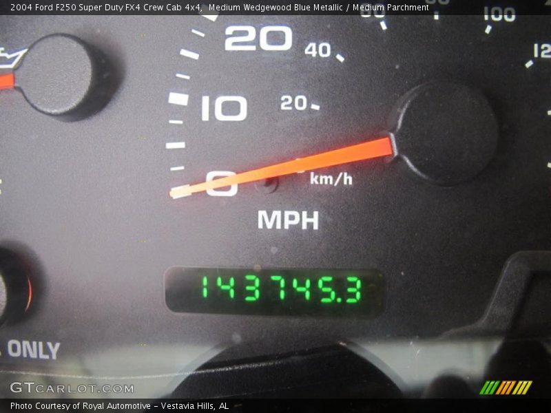 Medium Wedgewood Blue Metallic / Medium Parchment 2004 Ford F250 Super Duty FX4 Crew Cab 4x4