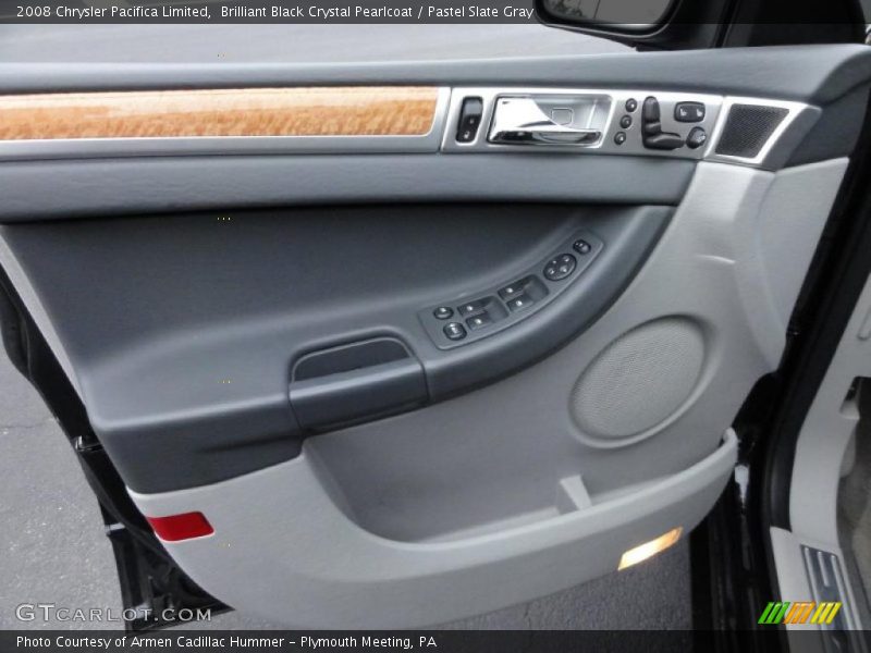 Door Panel of 2008 Pacifica Limited