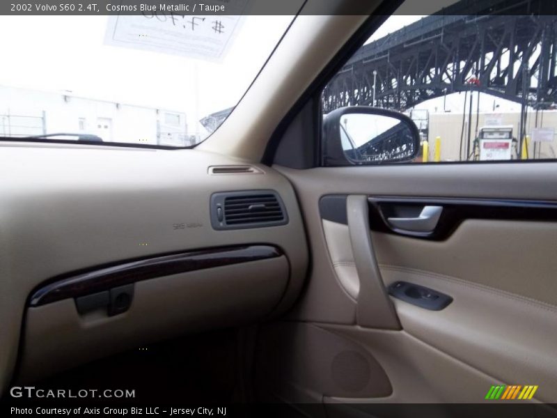 Cosmos Blue Metallic / Taupe 2002 Volvo S60 2.4T