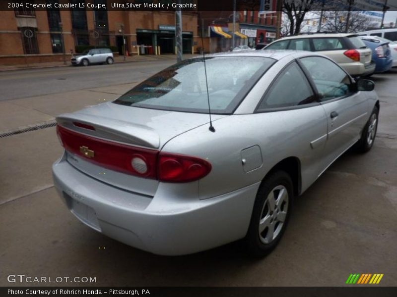 Ultra Silver Metallic / Graphite 2004 Chevrolet Cavalier LS Coupe