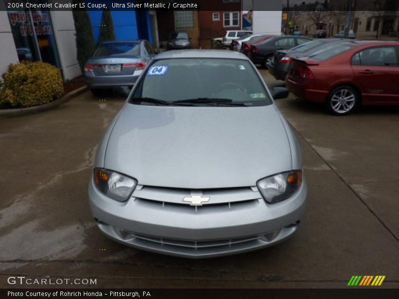 Ultra Silver Metallic / Graphite 2004 Chevrolet Cavalier LS Coupe