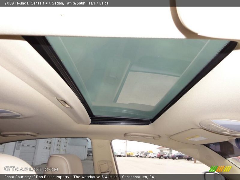 Sunroof of 2009 Genesis 4.6 Sedan