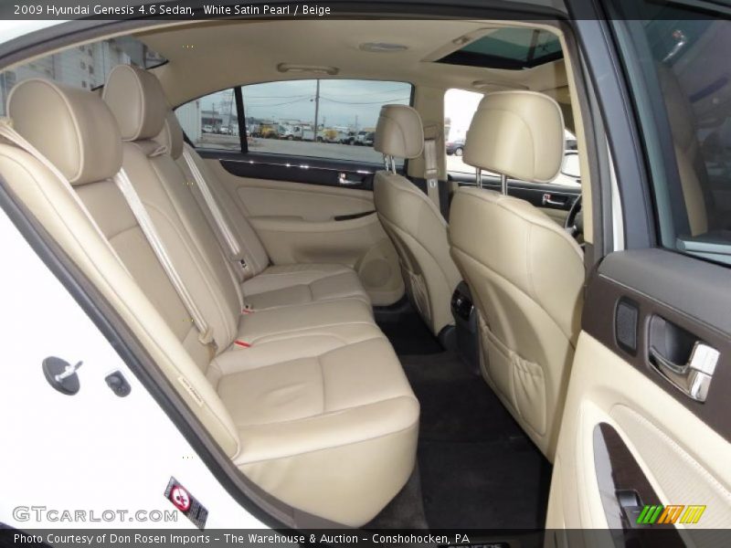  2009 Genesis 4.6 Sedan Beige Interior