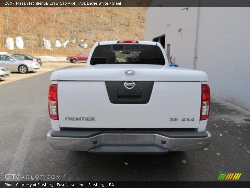 Avalanche White / Steel 2007 Nissan Frontier SE Crew Cab 4x4