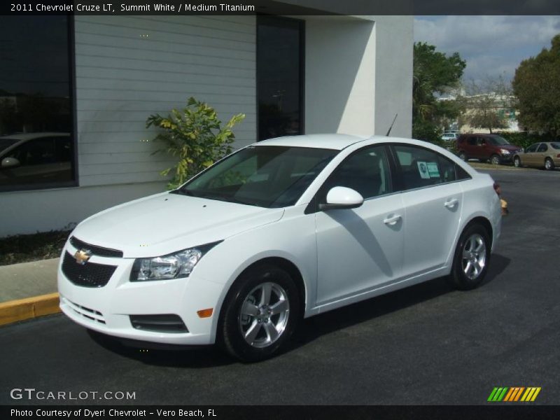 Summit White / Medium Titanium 2011 Chevrolet Cruze LT