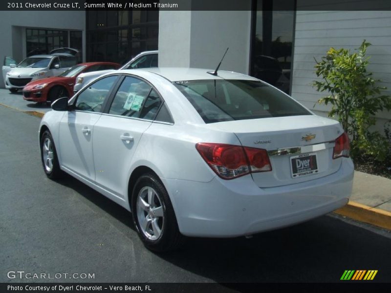 Summit White / Medium Titanium 2011 Chevrolet Cruze LT