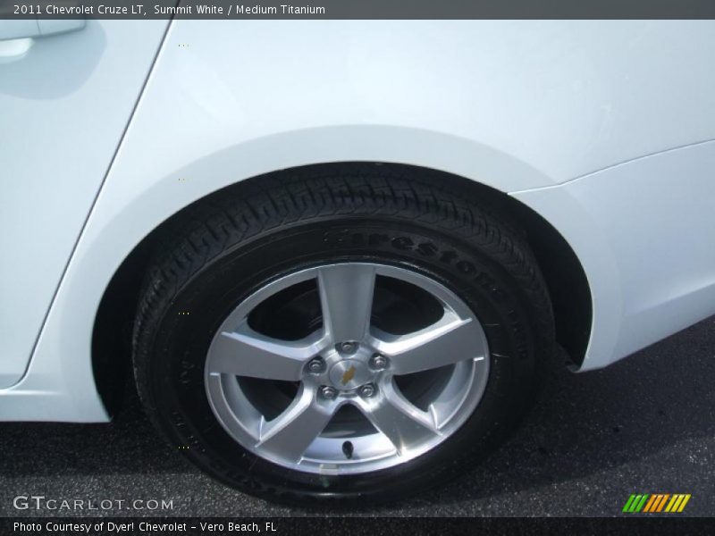Summit White / Medium Titanium 2011 Chevrolet Cruze LT