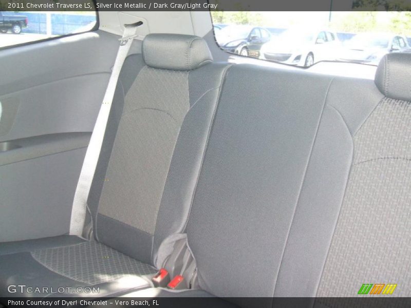 Silver Ice Metallic / Dark Gray/Light Gray 2011 Chevrolet Traverse LS