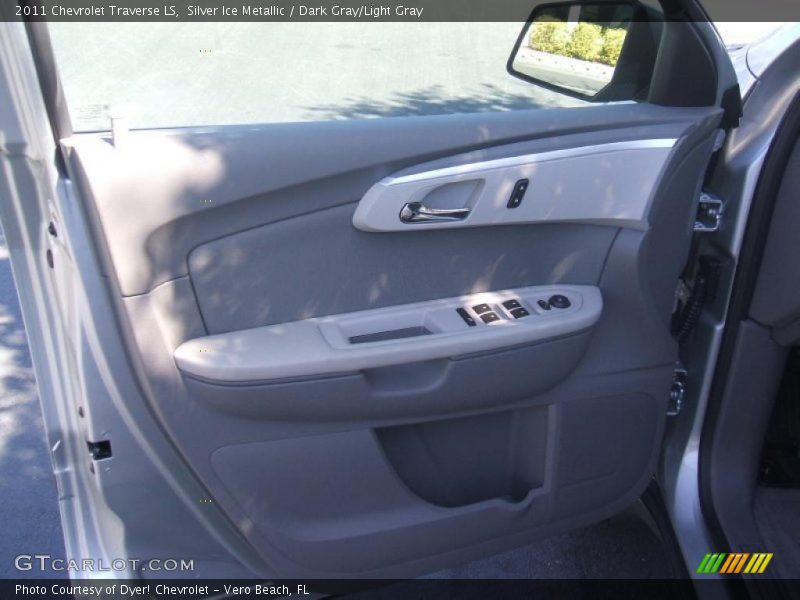 Silver Ice Metallic / Dark Gray/Light Gray 2011 Chevrolet Traverse LS