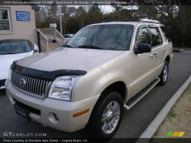 Light French Silk Metallic / Medium Dark Parchment 2005 Mercury Mountaineer V8 AWD