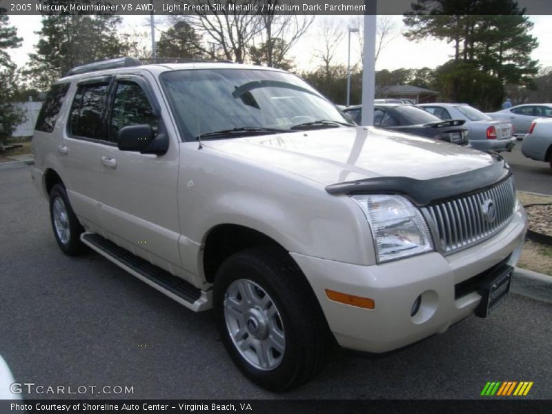 Light French Silk Metallic / Medium Dark Parchment 2005 Mercury Mountaineer V8 AWD