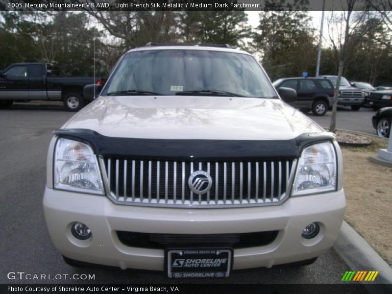 Light French Silk Metallic / Medium Dark Parchment 2005 Mercury Mountaineer V8 AWD