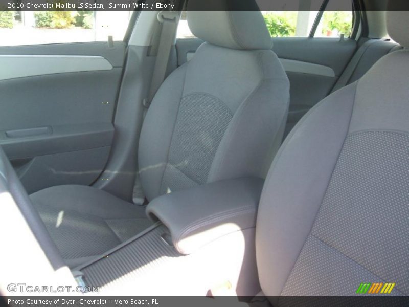 Summit White / Ebony 2010 Chevrolet Malibu LS Sedan