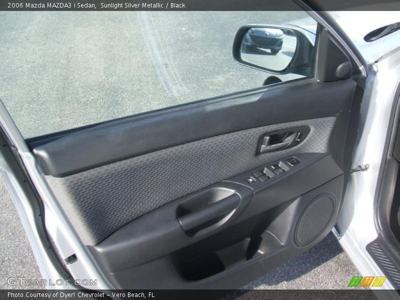 Sunlight Silver Metallic / Black 2006 Mazda MAZDA3 i Sedan