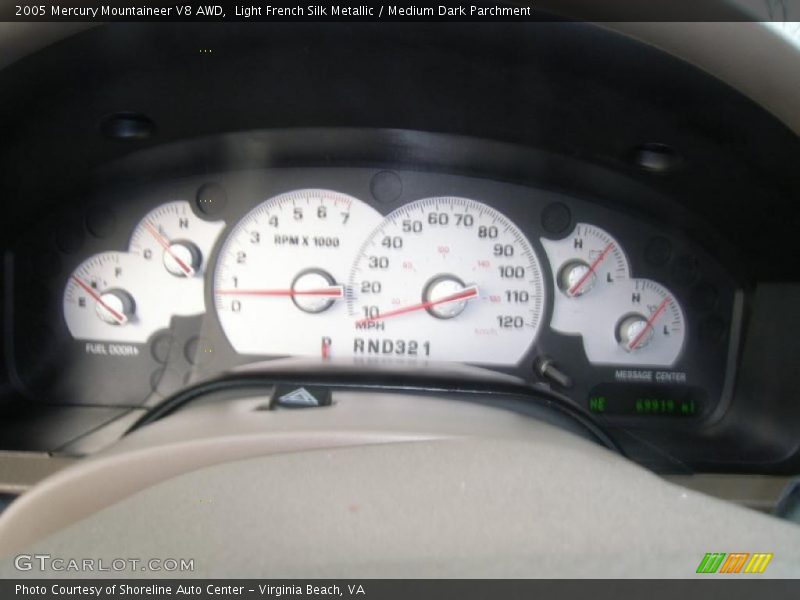 Light French Silk Metallic / Medium Dark Parchment 2005 Mercury Mountaineer V8 AWD