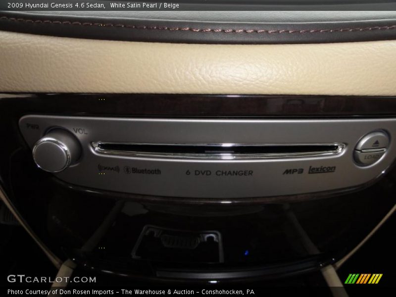 Controls of 2009 Genesis 4.6 Sedan