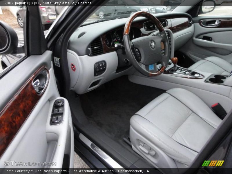  2007 XJ XJ8 L Charcoal Interior