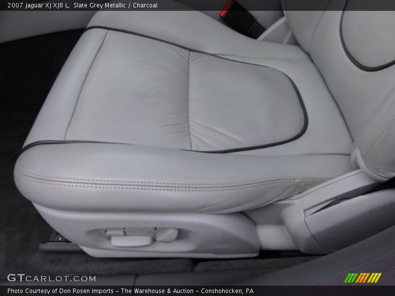  2007 XJ XJ8 L Charcoal Interior
