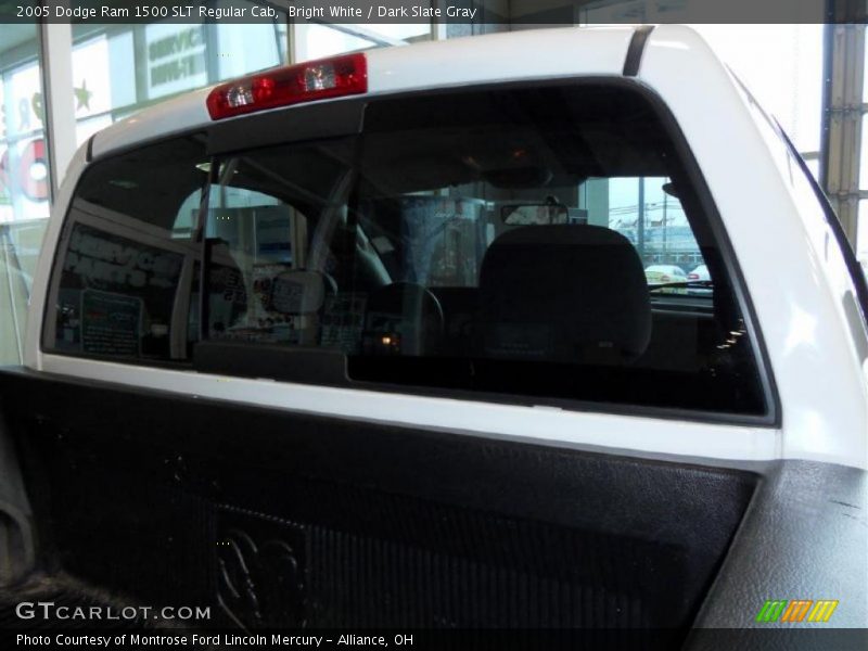 Bright White / Dark Slate Gray 2005 Dodge Ram 1500 SLT Regular Cab
