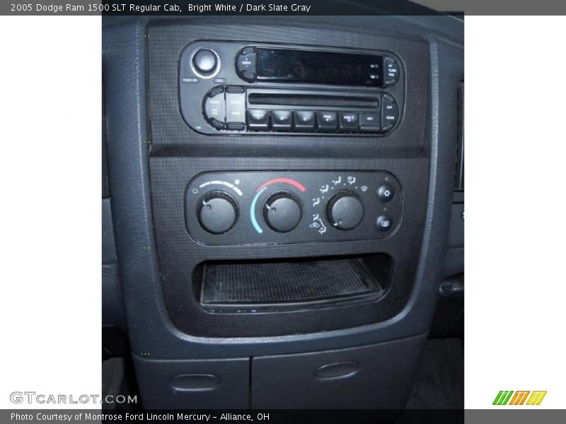 Bright White / Dark Slate Gray 2005 Dodge Ram 1500 SLT Regular Cab