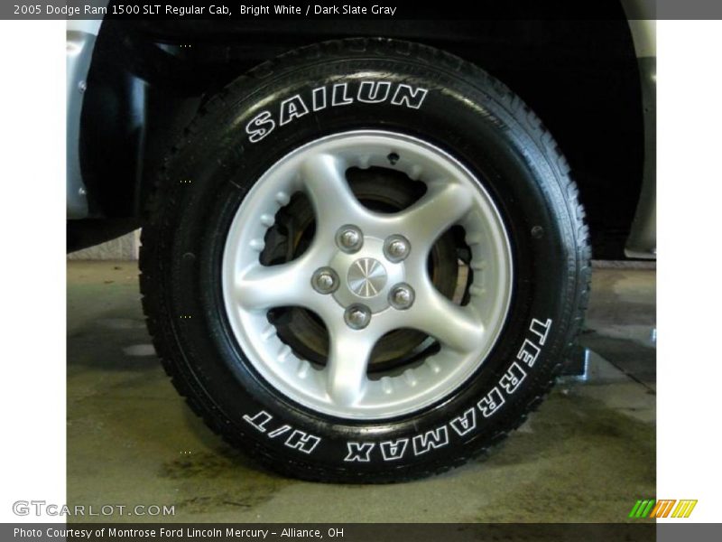 Bright White / Dark Slate Gray 2005 Dodge Ram 1500 SLT Regular Cab