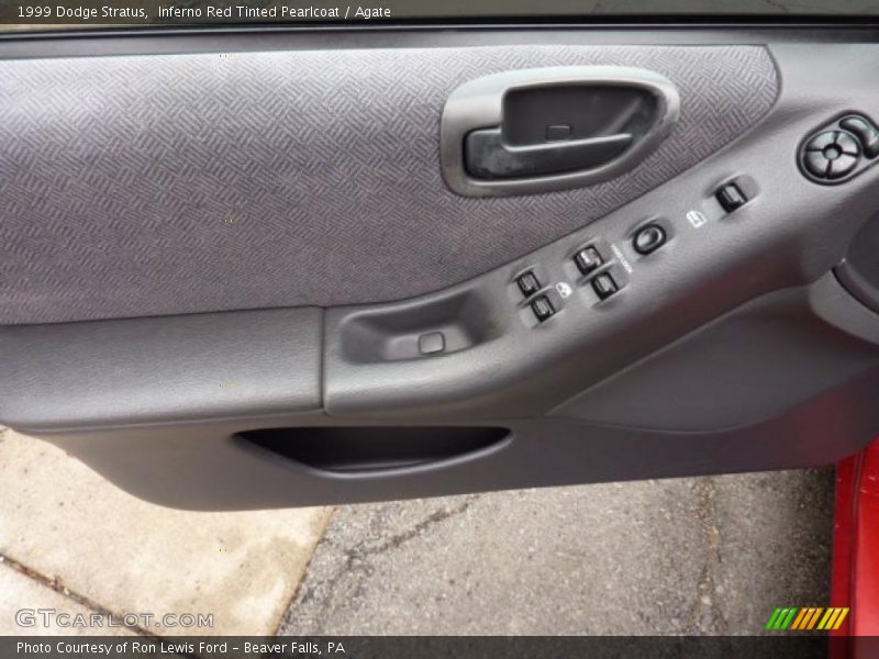 Inferno Red Tinted Pearlcoat / Agate 1999 Dodge Stratus