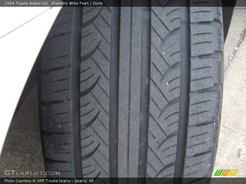 Diamond White Pearl / Stone 2004 Toyota Avalon XLS