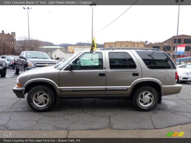 Light Pewter Metallic / Graphite 2001 Chevrolet Blazer LT 4x4