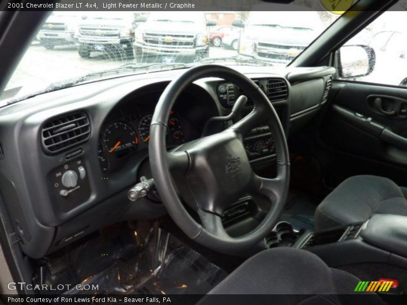 Light Pewter Metallic / Graphite 2001 Chevrolet Blazer LT 4x4