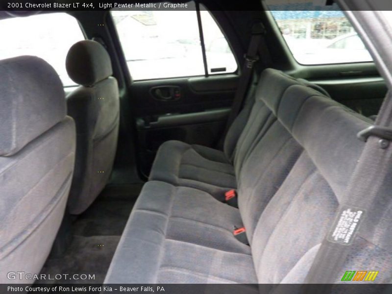 Light Pewter Metallic / Graphite 2001 Chevrolet Blazer LT 4x4
