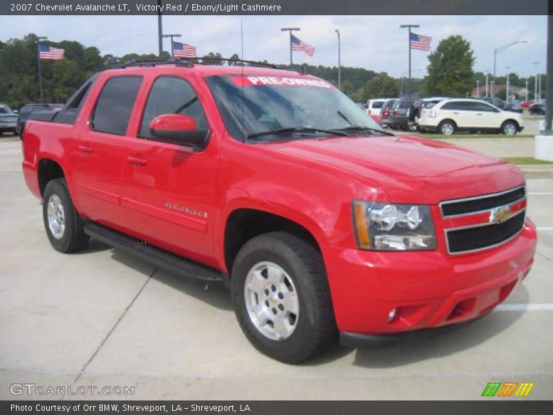 Victory Red / Ebony/Light Cashmere 2007 Chevrolet Avalanche LT