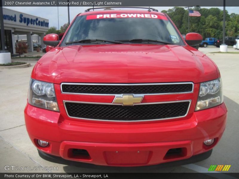 Victory Red / Ebony/Light Cashmere 2007 Chevrolet Avalanche LT