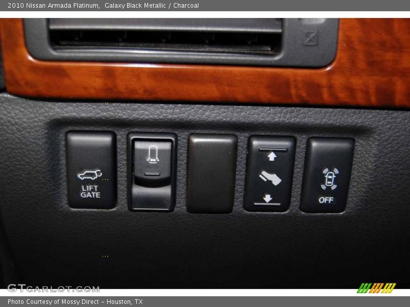 Galaxy Black Metallic / Charcoal 2010 Nissan Armada Platinum