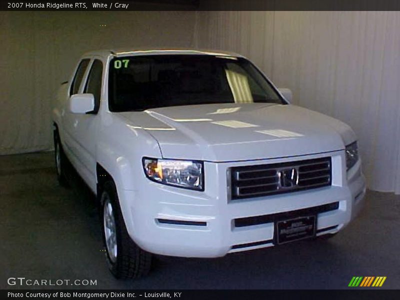 White / Gray 2007 Honda Ridgeline RTS