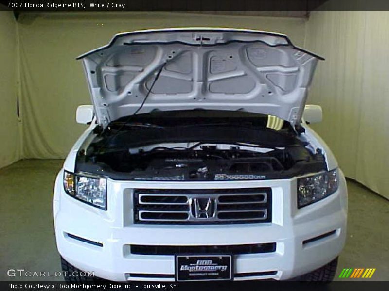 White / Gray 2007 Honda Ridgeline RTS