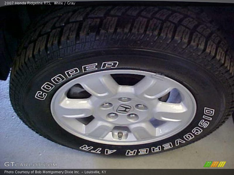 White / Gray 2007 Honda Ridgeline RTS