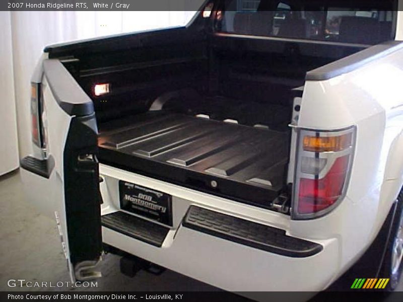 White / Gray 2007 Honda Ridgeline RTS