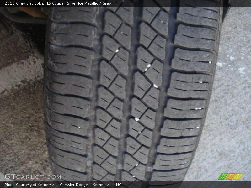 Silver Ice Metallic / Gray 2010 Chevrolet Cobalt LS Coupe