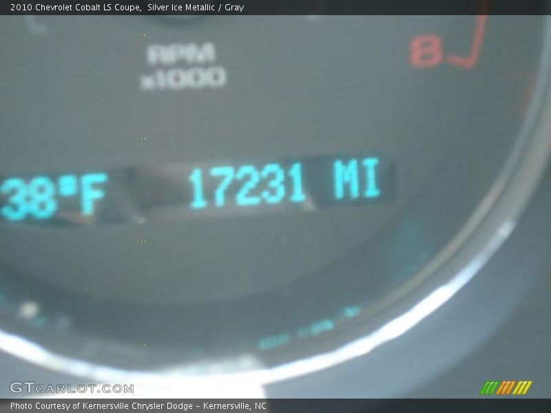 Silver Ice Metallic / Gray 2010 Chevrolet Cobalt LS Coupe