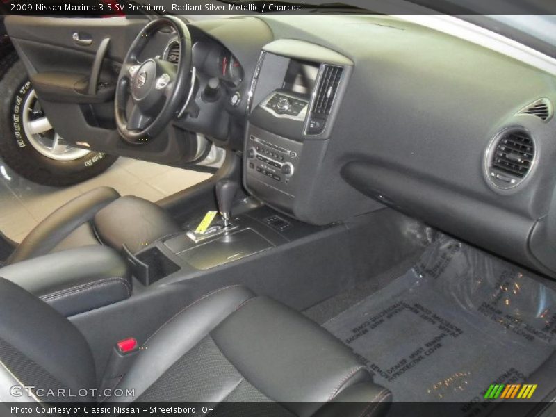 Radiant Silver Metallic / Charcoal 2009 Nissan Maxima 3.5 SV Premium
