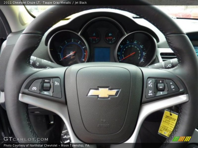 Taupe Gray Metallic / Jet Black 2011 Chevrolet Cruze LT