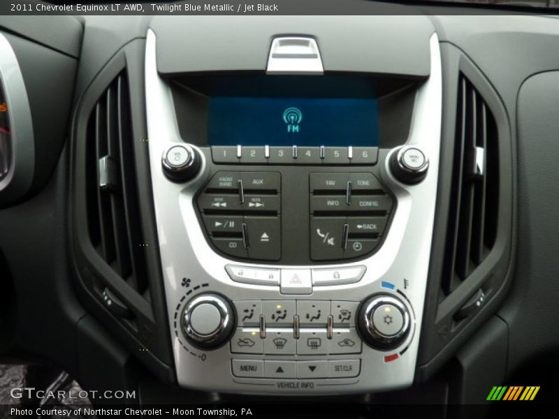 Controls of 2011 Equinox LT AWD