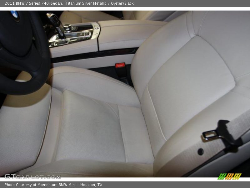  2011 7 Series 740i Sedan Oyster/Black Interior