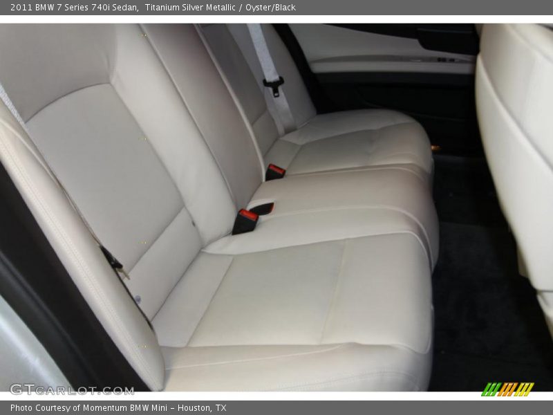 2011 7 Series 740i Sedan Oyster/Black Interior